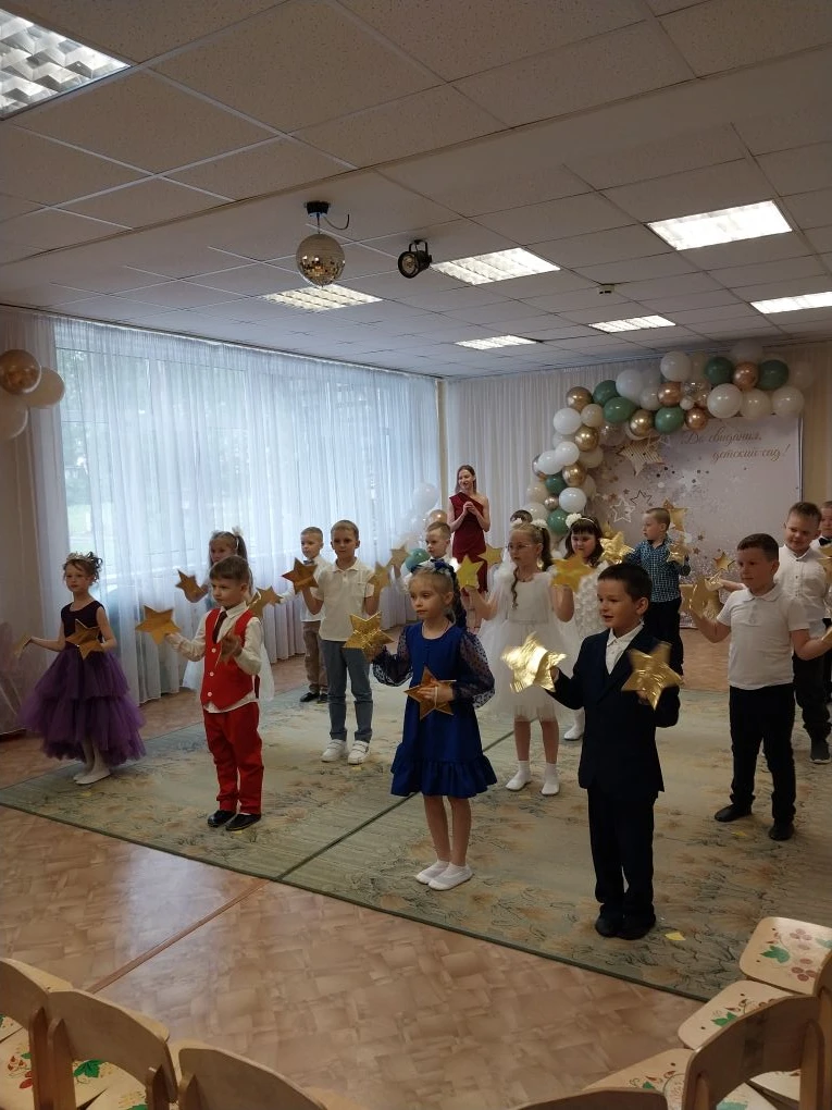 Завершилась неделя выпускных в нашем детском саду! Вчера мы провожали в школу ребят из группы N 2,а 