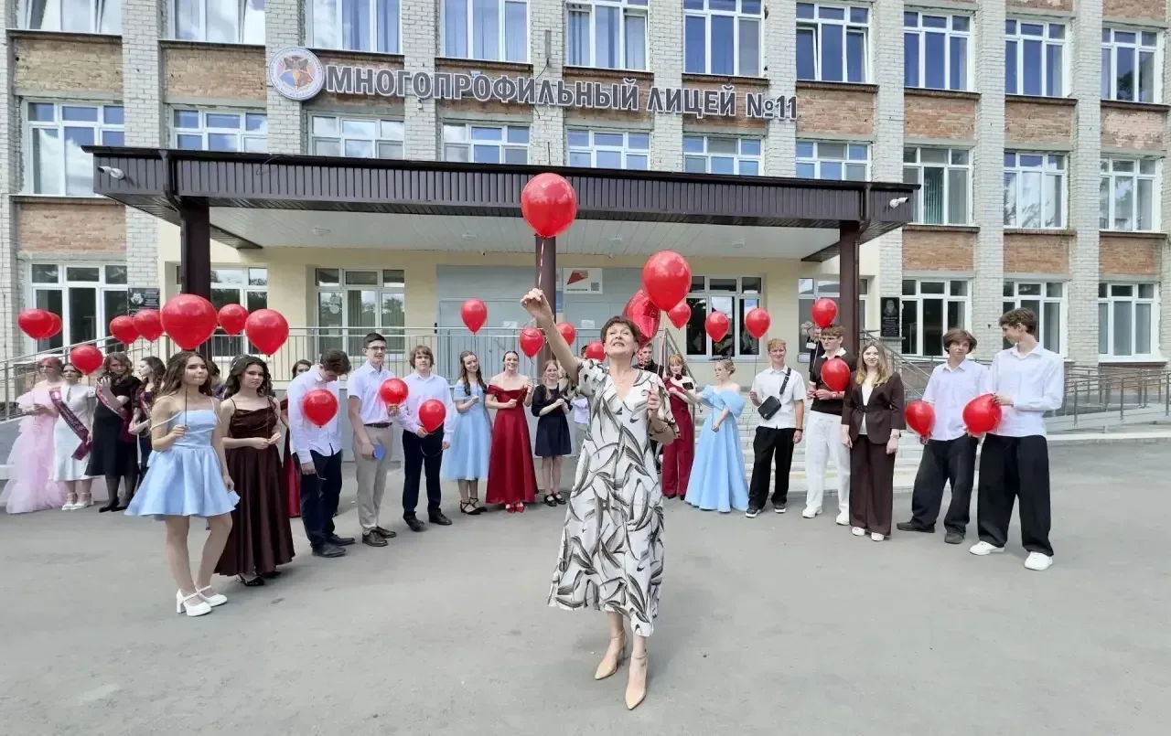 Более 17 тысяч школьников Ульяновской области отпраздновали выпускные вечера 🎓🎉