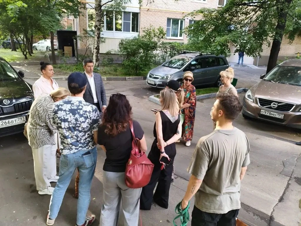 Сегодня глава управы Роберто Леонов провел еженедельный обход территории.