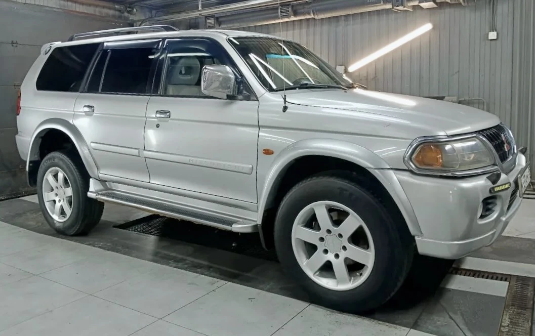 Профессиональный детейлинг и подбор автозапчастей:
🇯🇵 Mitsubishi Pajero Sport  
✔ Химчистка без де