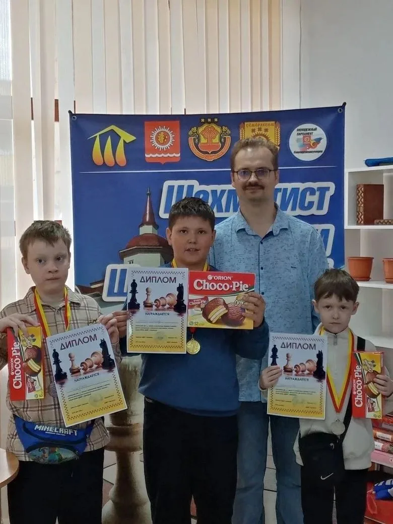 ♟ Во Дворце детского и молодёжного творчества продолжается детско-юношеский шахматный ф...