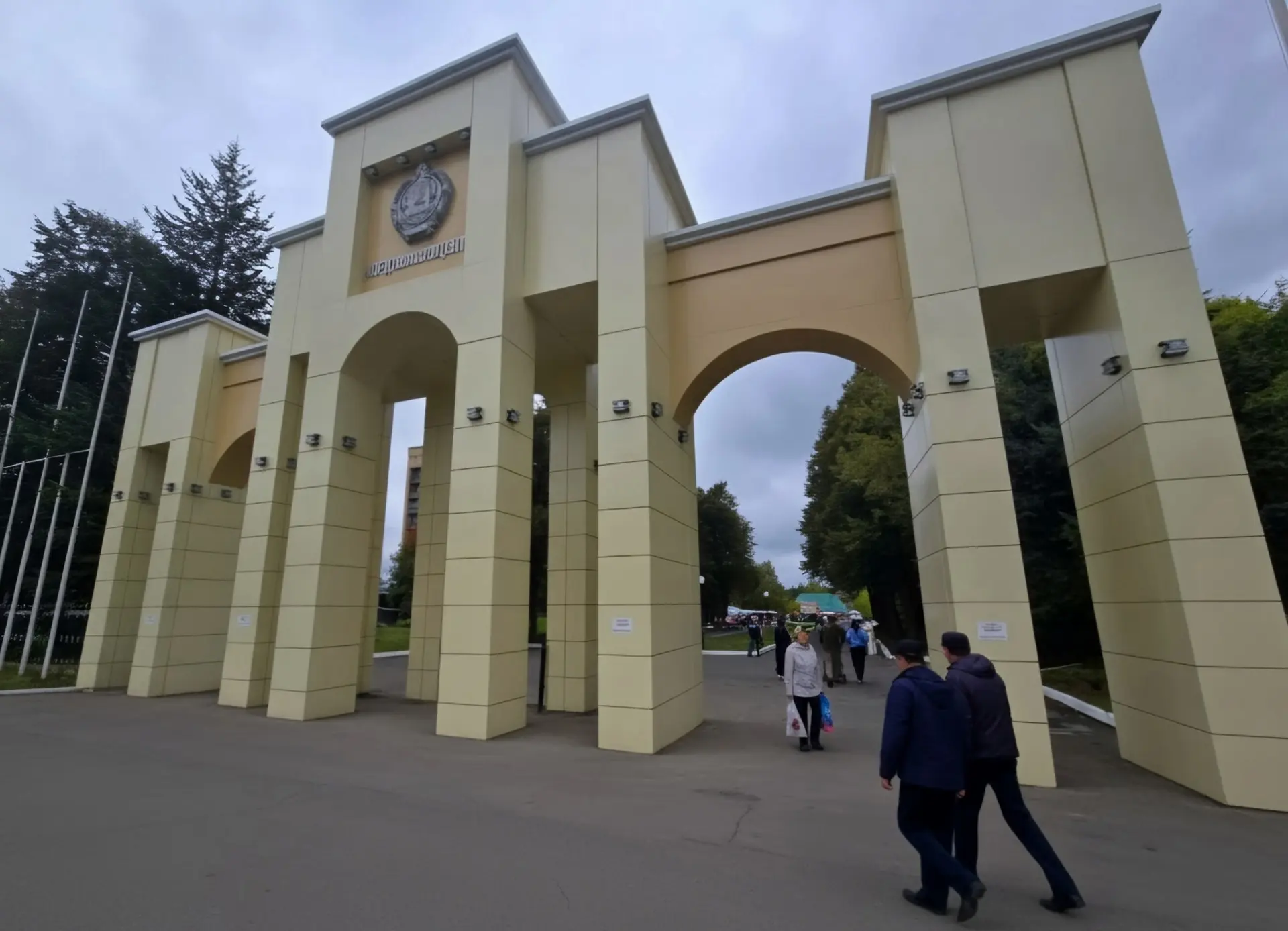 📸 Территория нашего Мордовэкспоцентра снова стала сердцем района, живёт и развивается ...