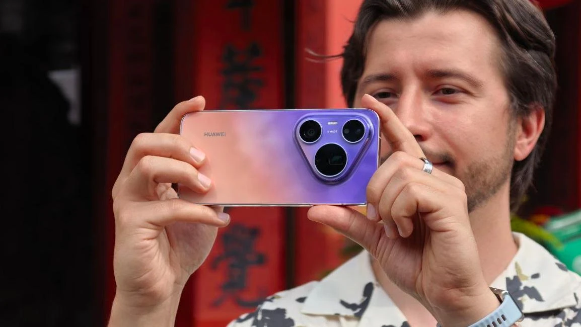 ☀️Обзор Huawei Pura 90s Pro Max: фотофлагман с летним вайбом

Huawei сменила стратегию в своих фотоф