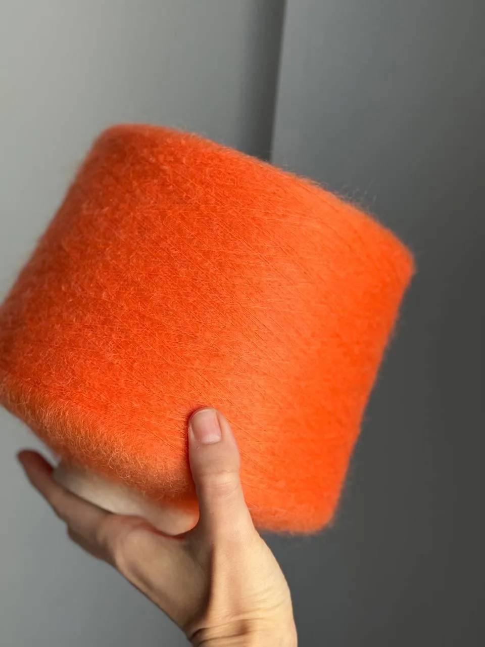 Один из любимейших артикулов в ярком исполнении! Мягкий кидмохер 🧡
