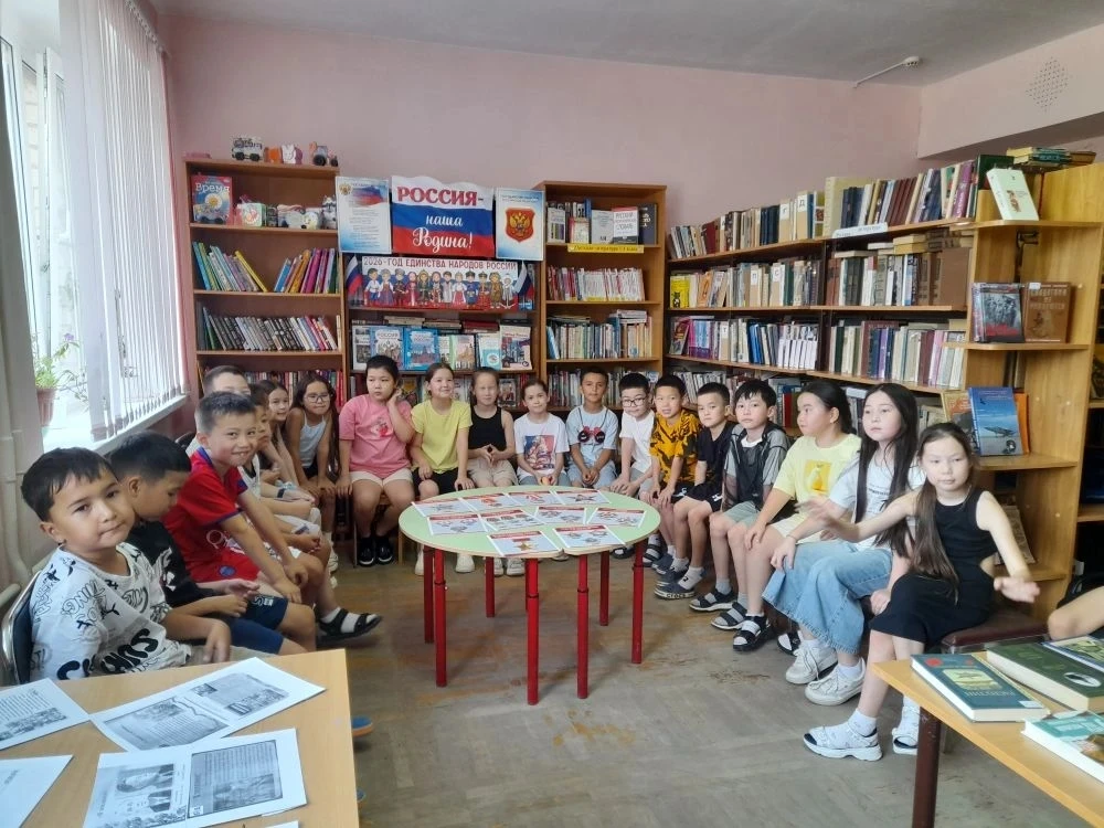 12 день пришкольного лагеря «Нескучные каникулы»🌈☀️🏃

3 отряд. Мероприятие "Книги о войне" в сельс