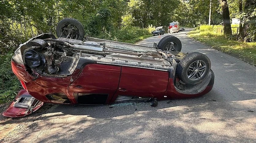 🚗 Под Мценском произошло тройное ДТП, два человека госпитализированы
