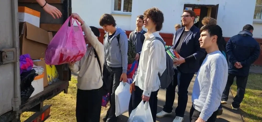 Подарок планете   22 апреля отмечается День Земли! В школе провели масштабную экологическую акцию по