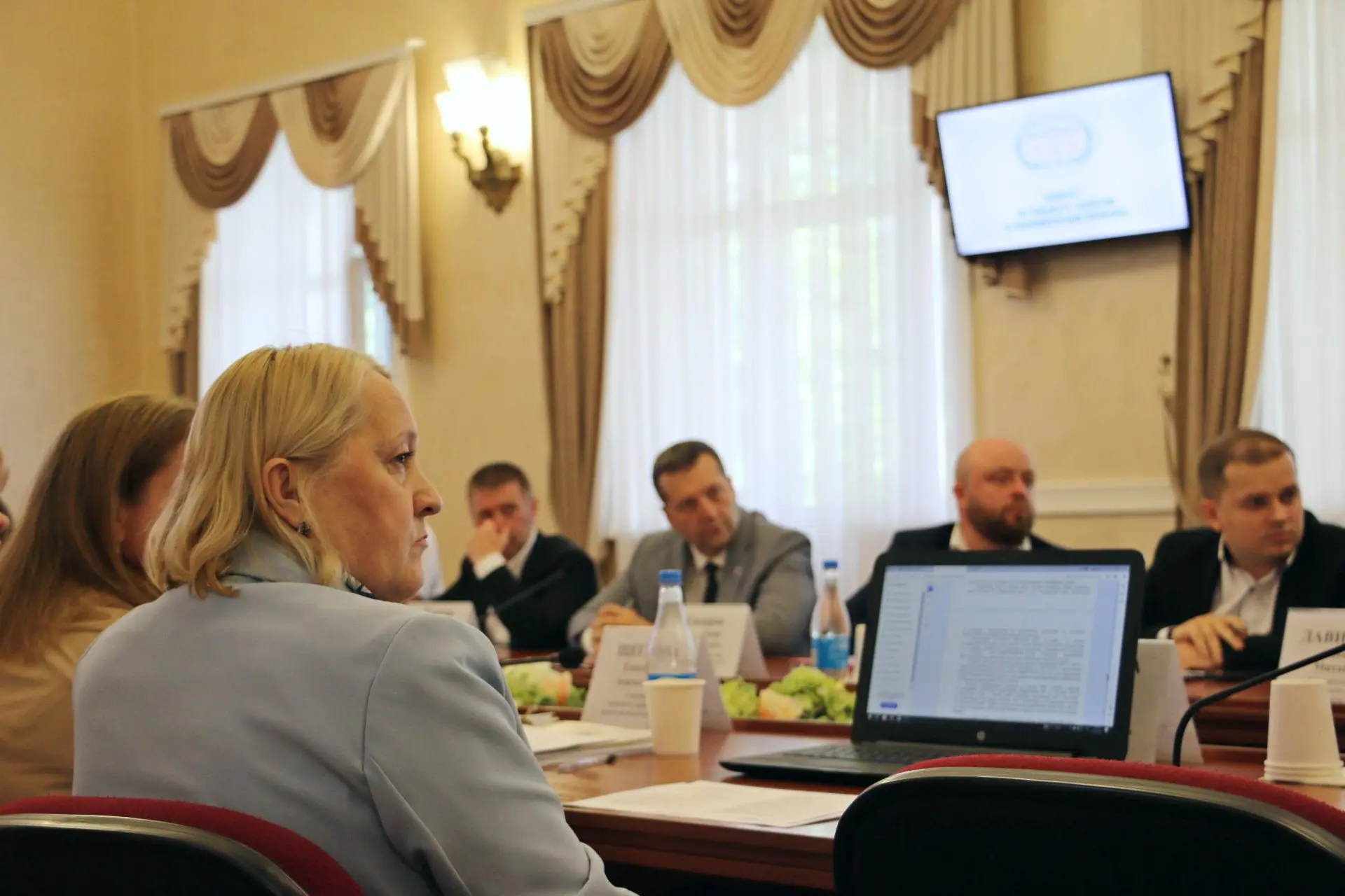Изображение 6 к публикации «Брянская областная Дума»