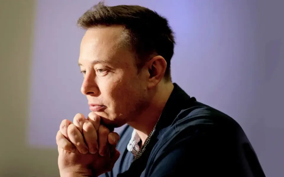 Илон Маск вновь стал триллионером на фоне роста акций SpaceX и Tesla