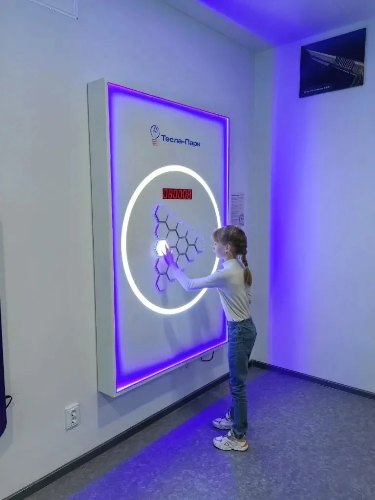 ✨ 11 марта ученики нашей школы побывали на увлекательной экскурсии в «Тесла-Парк» в Волжском! ✨ 🔬 «Т