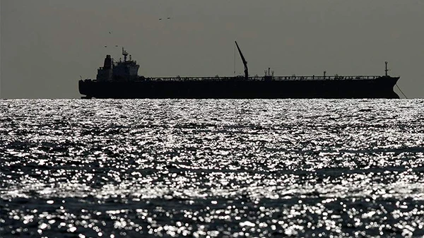 Россия планирует импортировать бензин морем из Азии — Reuters

Россия планирует импортировать топлив