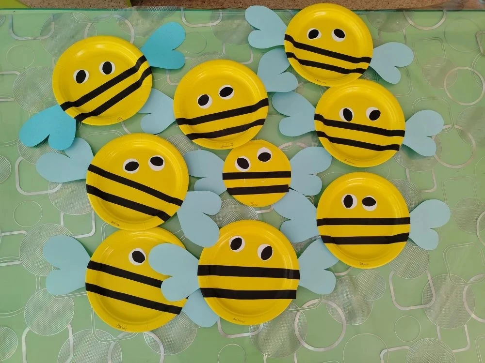 🐝 Хотим поделиться с вами творчеством наших маленьких умельцев. Эти милые пчёлки  — не...