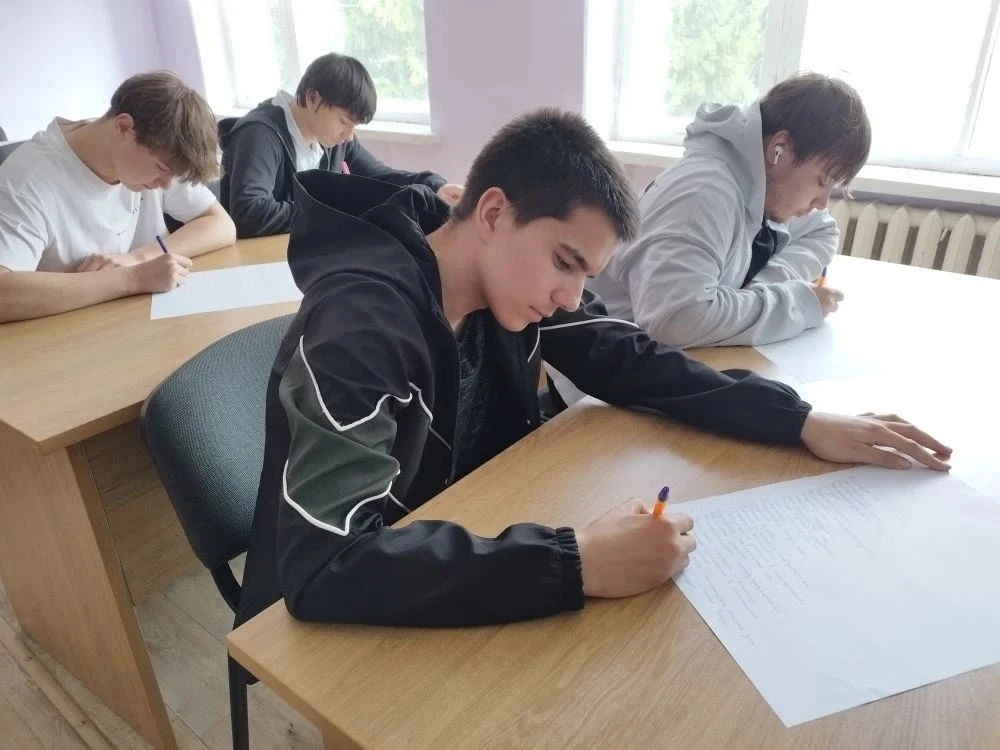 Колледж - это место, где ты можешь стать лучше

Психология — это не скучно. Это про нас и про то, ка