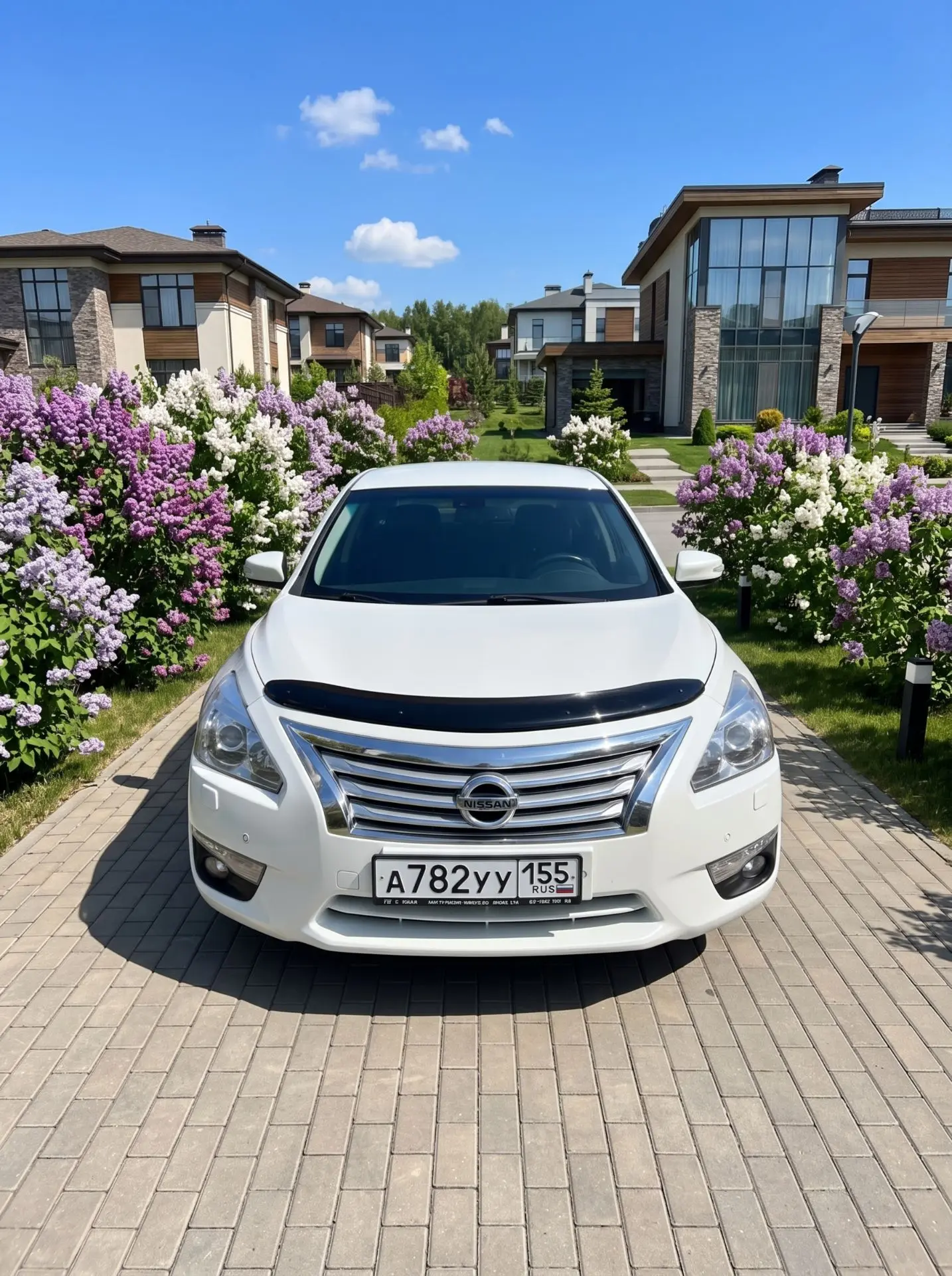 Друзья, автомобиль Nissan Teana продан.