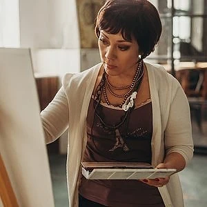 В День защиты детей в Заводоуковском краеведческом музее открыта выставка авторских репродукций карт