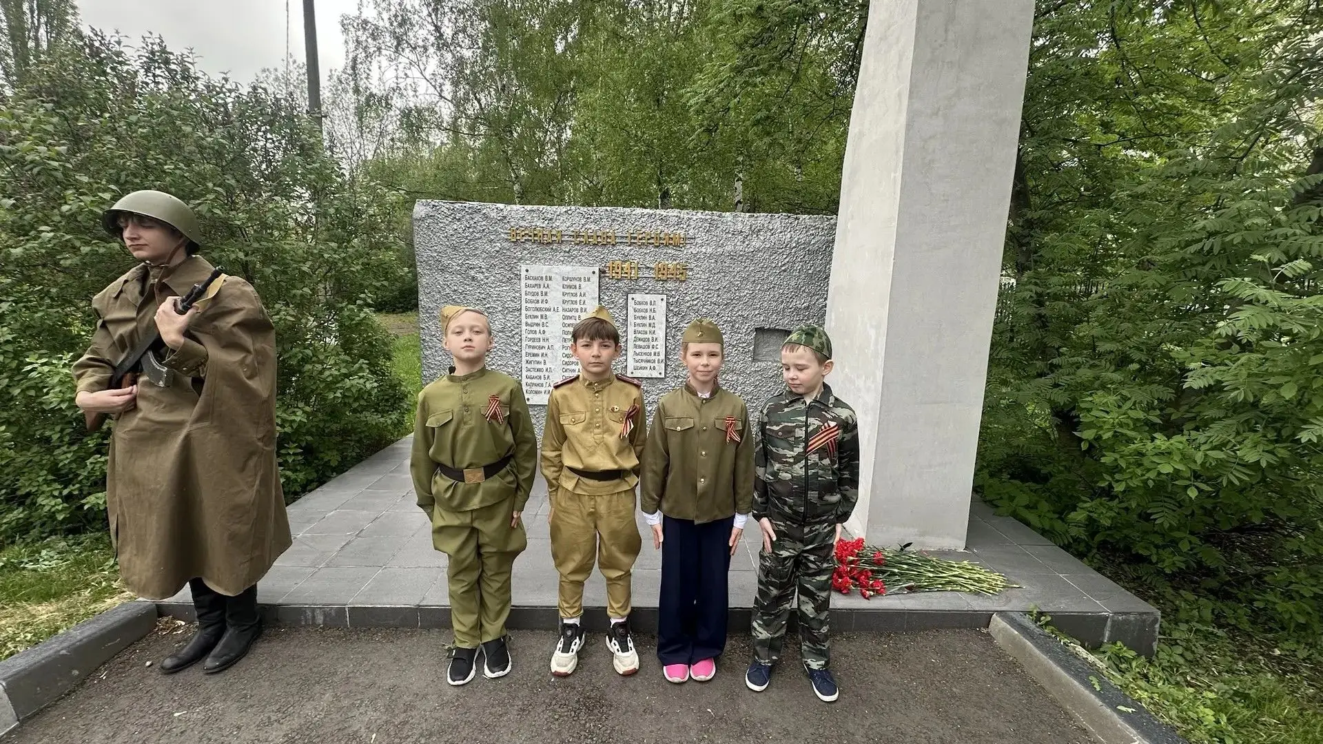 Маленькие герои с большим сердцем!Сегодня ребята из 3 «Э» класса стали участниками                  