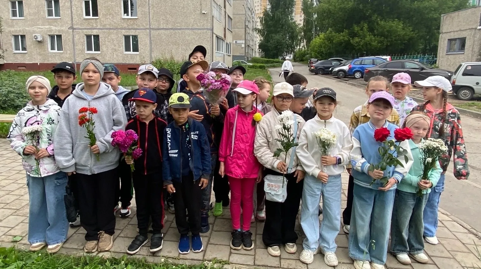 22 ИЮНЯ: ДЕНЬ ПАМЯТИ И СКОРБИ 🕯️

22 июня — день, когда тишина говорит громче слов. 
 
В пришкольно