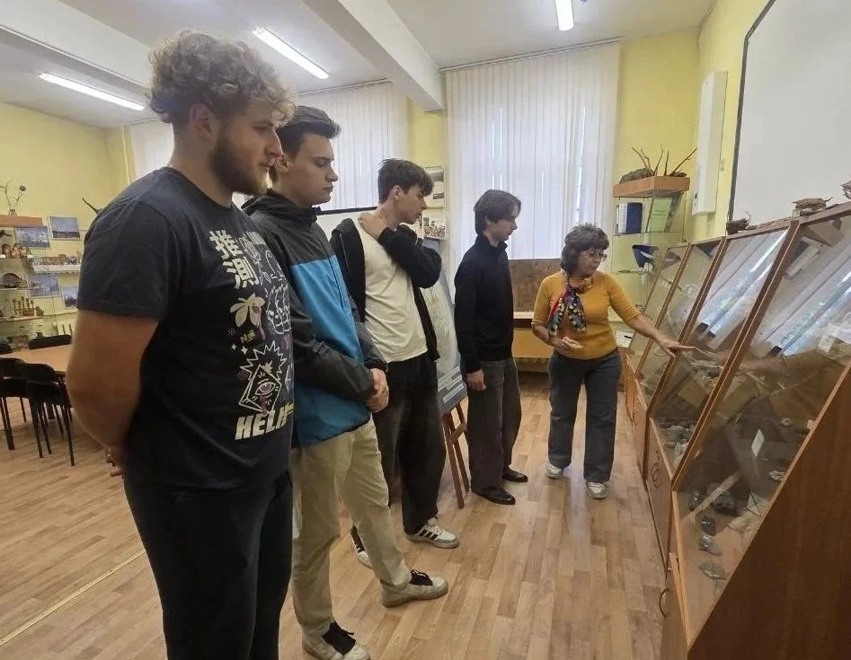 🍁1 сентября двери к знаниям распахнула не только школа, но и школьные музеи. В ГБОУ Шк...