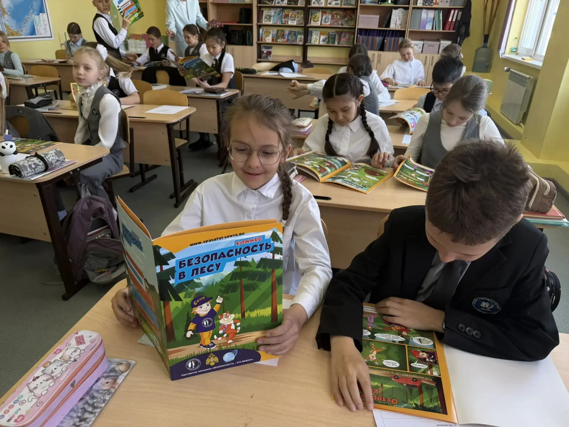 ✨ Лето близко — пора вспомнить о безопасности!  🌞 В преддверии летних каникул компания «Сахалинская 