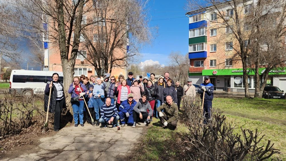 🌳 Театр присоединился к месячнику благоустройства!