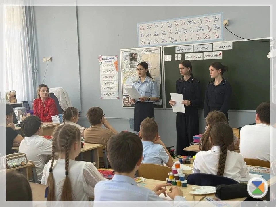 ❗️ «ОСТОРОЖНО, ТОНКИЙ ЛЁД» ❗️   Обручающимися 8 и 9 кадетских классов  нашей школы была проведена бе