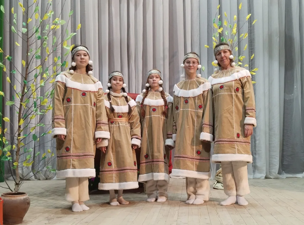 Наш школьный театр "Калейдоскоп" ( руководитель Галиева Р.Ф.) участвует в районном конк...