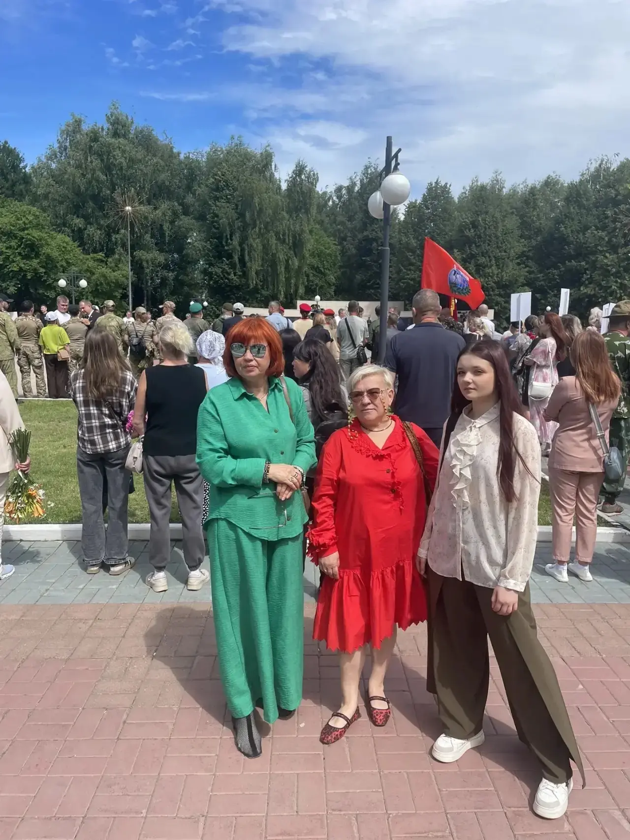 Сегодня сотрудники Дворца Культуры им. ХХХ-летия Победы. Йошкар-Ола приняли участие в торжественном 
