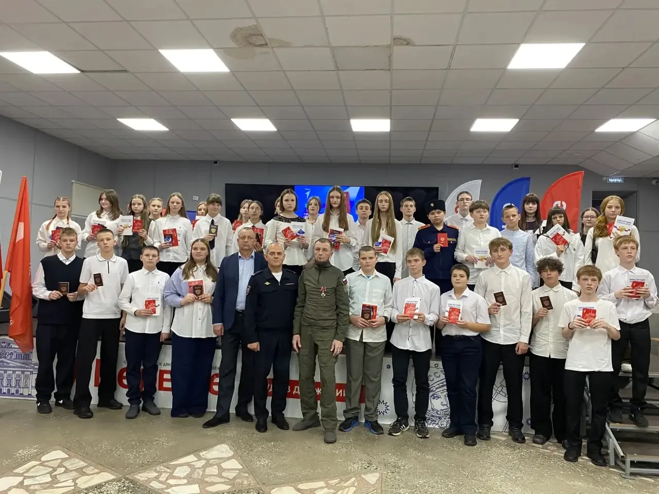 📄 Торжественные церемонии вручения паспортов прошли в Красноярском крае
