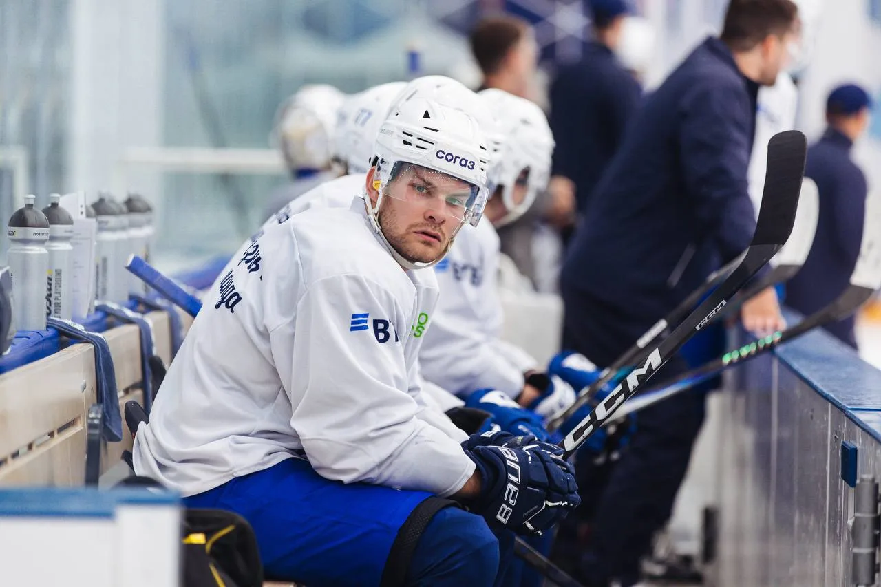 В лагере развития «Динамо» кипит работа 🔵

📸 соцсети «Динамо»