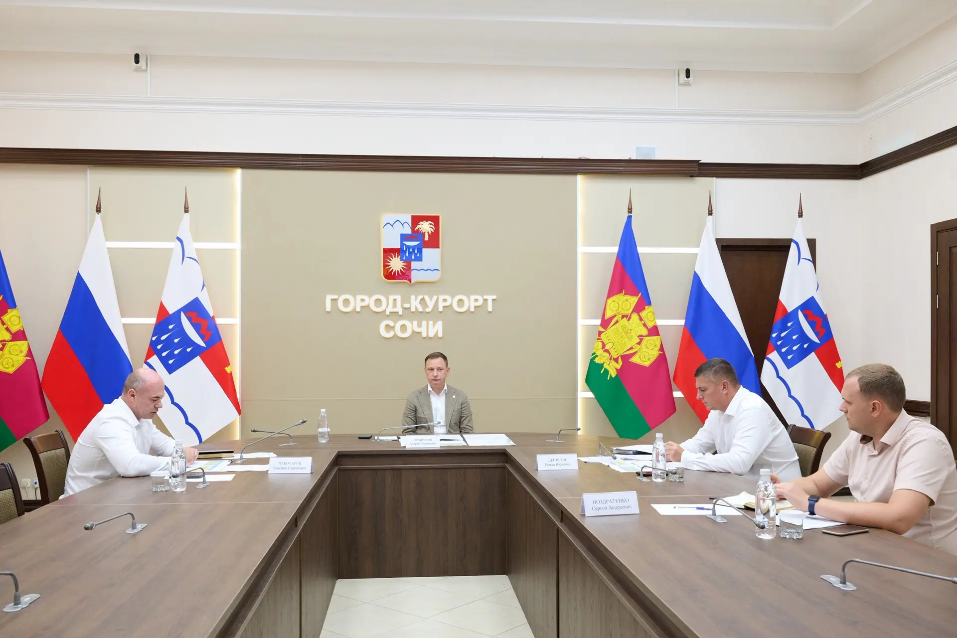 📍Провёл рабочее совещание по вопросам модернизации очистных сооружений Сочи. Работа по...