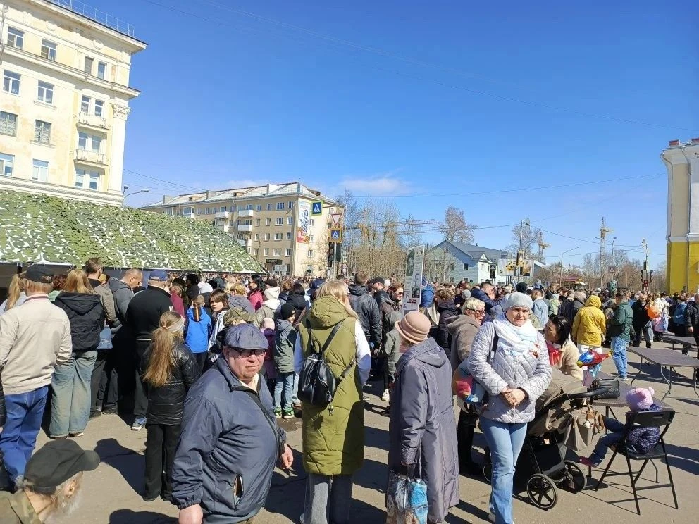 В торжественных🎉 мероприятиях, посвящённых празднованию 81-летней годовщины Победы в В...