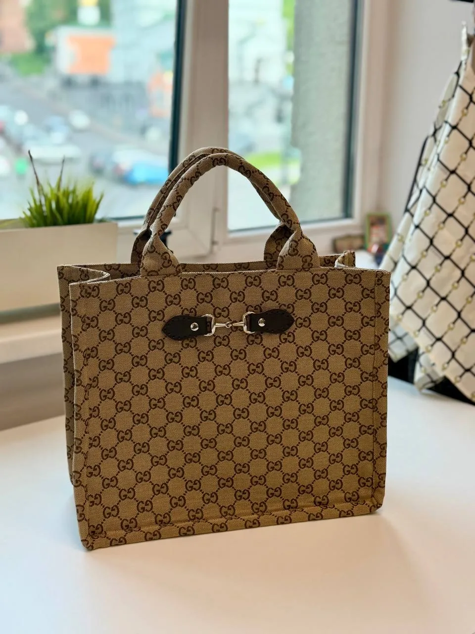 ⚡️Сумка-тоут 35х29х14 см + косметичка Ткань коллекции GUCCI 🇮🇹
100% оригинал люксового бренда
🔥Це