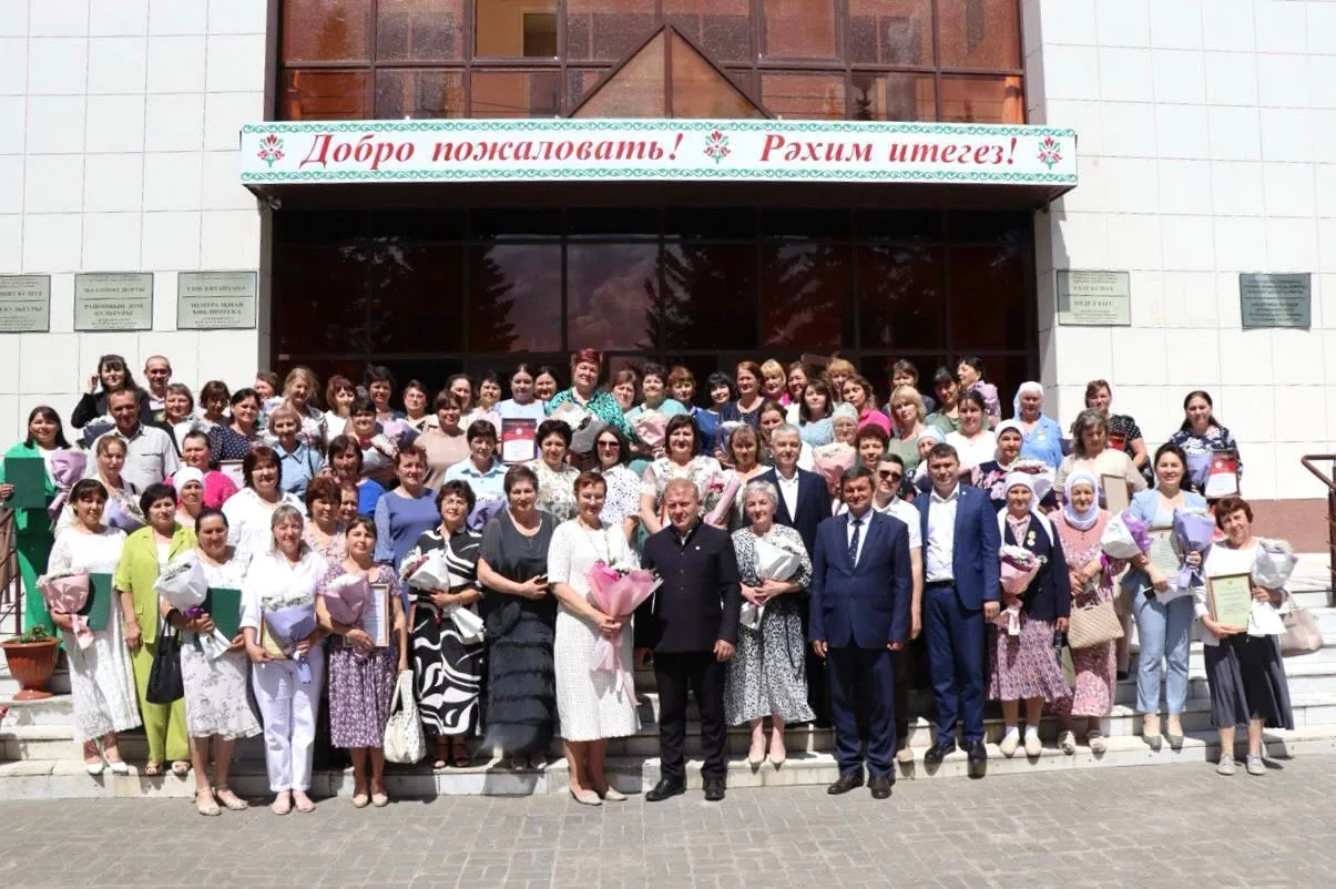 Социальные работники Дрожжановского района! Сердечно поздравляю вас с профессиональным ...