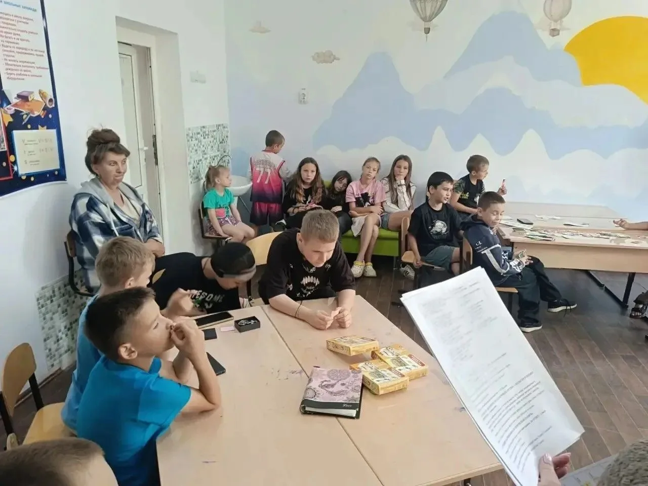 Сегодня в нашем лагере «Орлята России» прошло посвящение в отряд «Первые»!
Это было очень трогательн