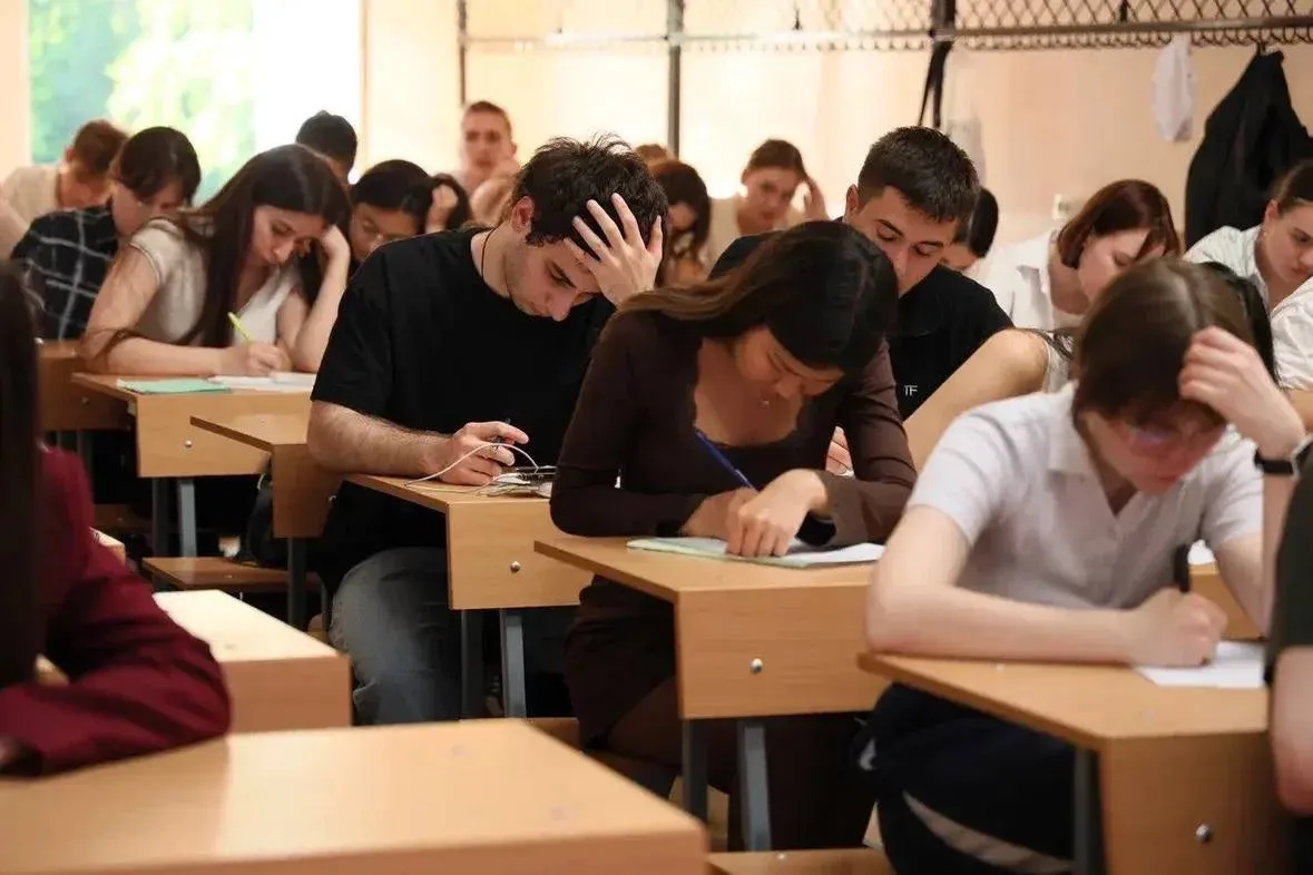 ⚡️В СЗГМУ им. И.И. Мечникова Минздрава России прошёл диктант «Write it Right»!  Мероприятие, приуроч
