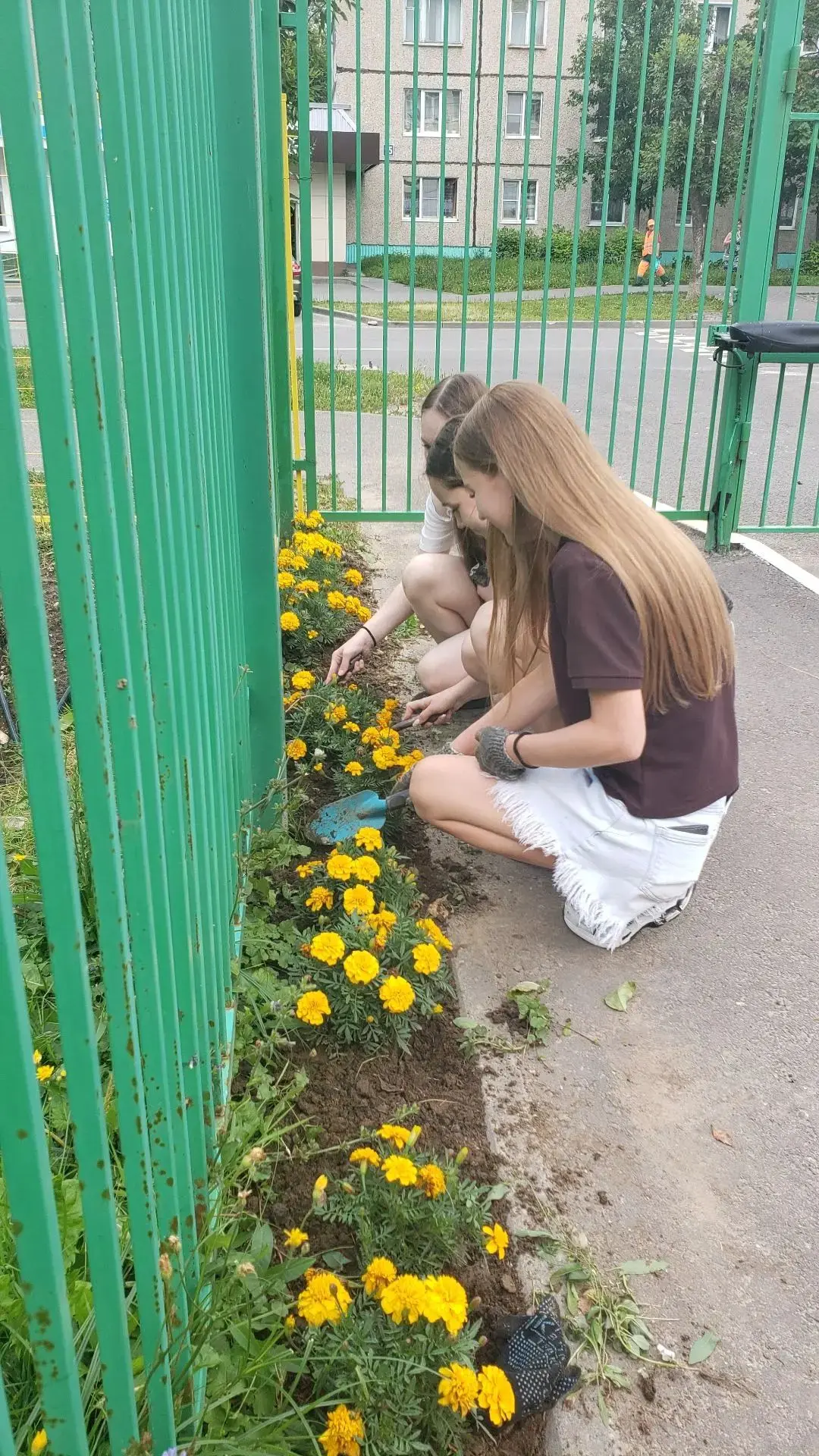 Летняя практика продолжается! 😀

Учащиеся нашей школы активно развивают свои трудовые навыки 💪 на 