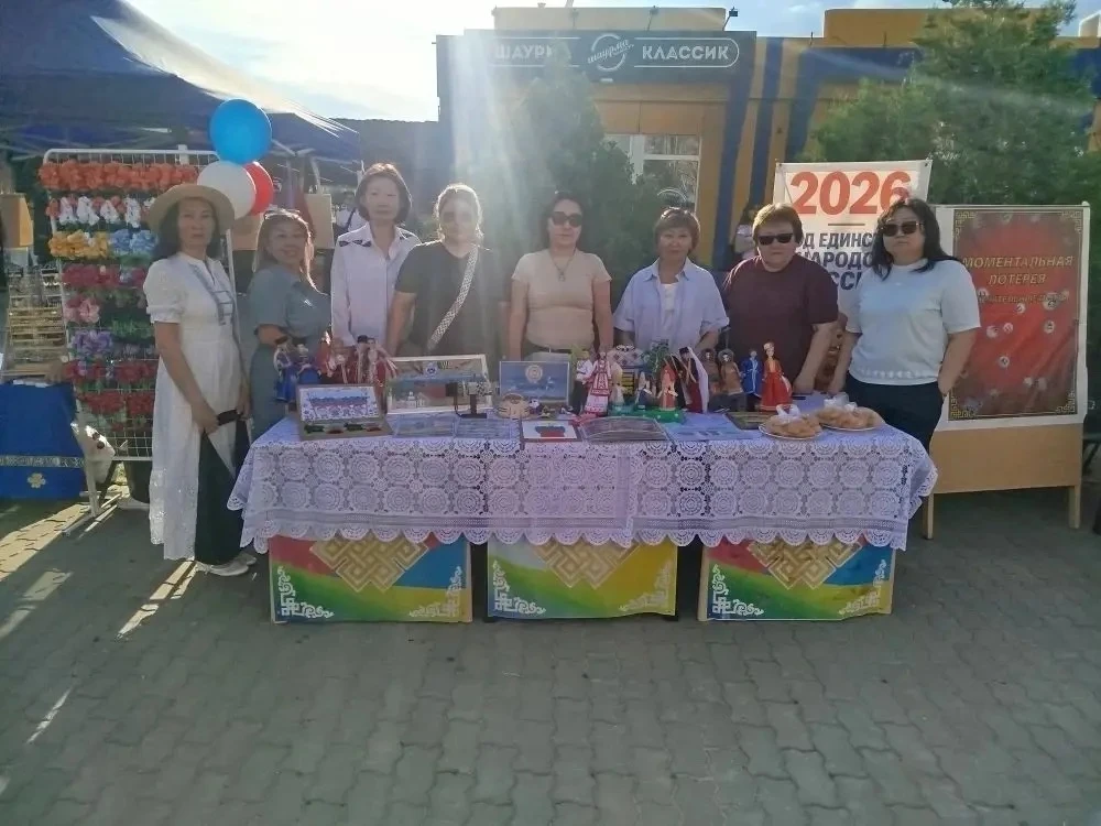 🇷🇺 «Мы идущие вместе – Мы народы России!» — именно под таким девизом сегодня в Элисте...