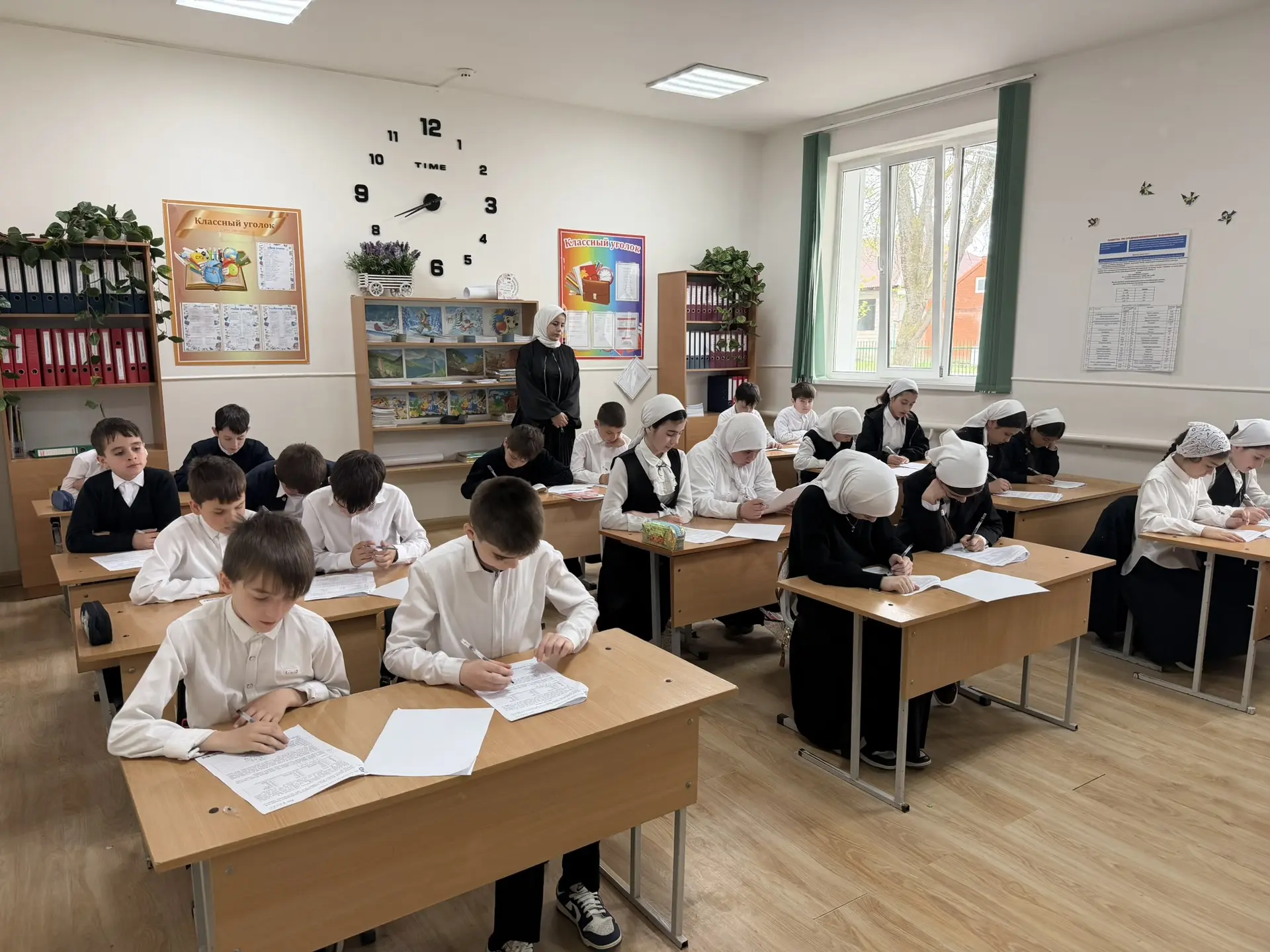 Ежегодно весной обучающиеся по всей России пишут ВПР.

Сегодня, 24 апреля 2026г, в нашей школе прошл