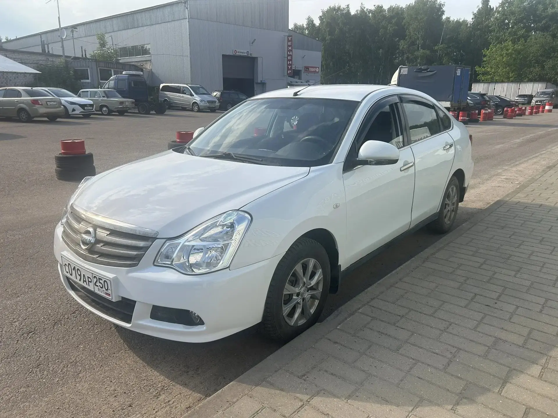 Nissan Almera 2014 год