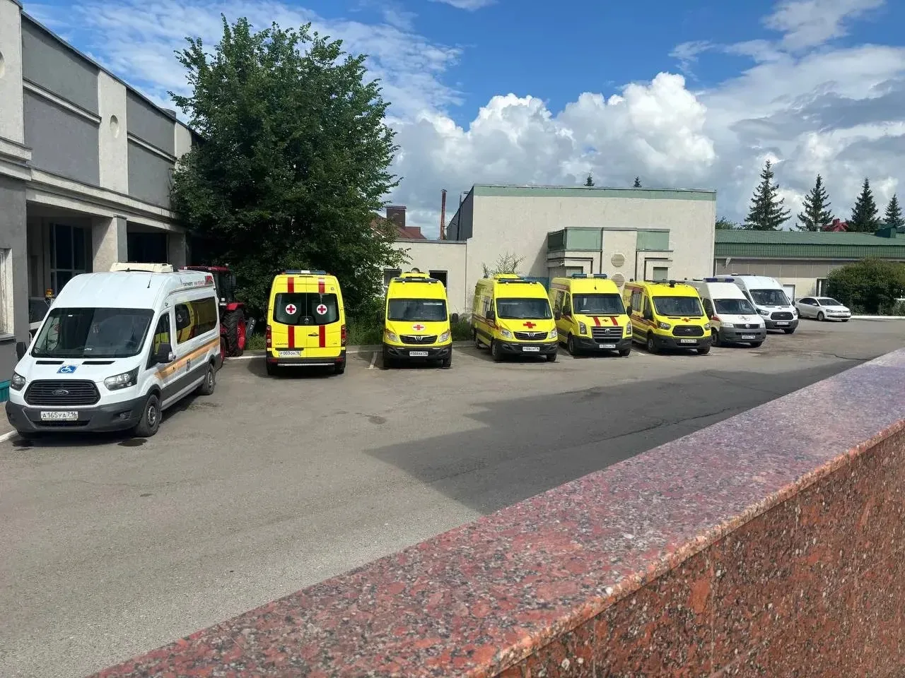 Ученики 10 медицинского класса успешно завершили двухнедельную практику в  ГАУЗ Альметьевская РМБ. 
