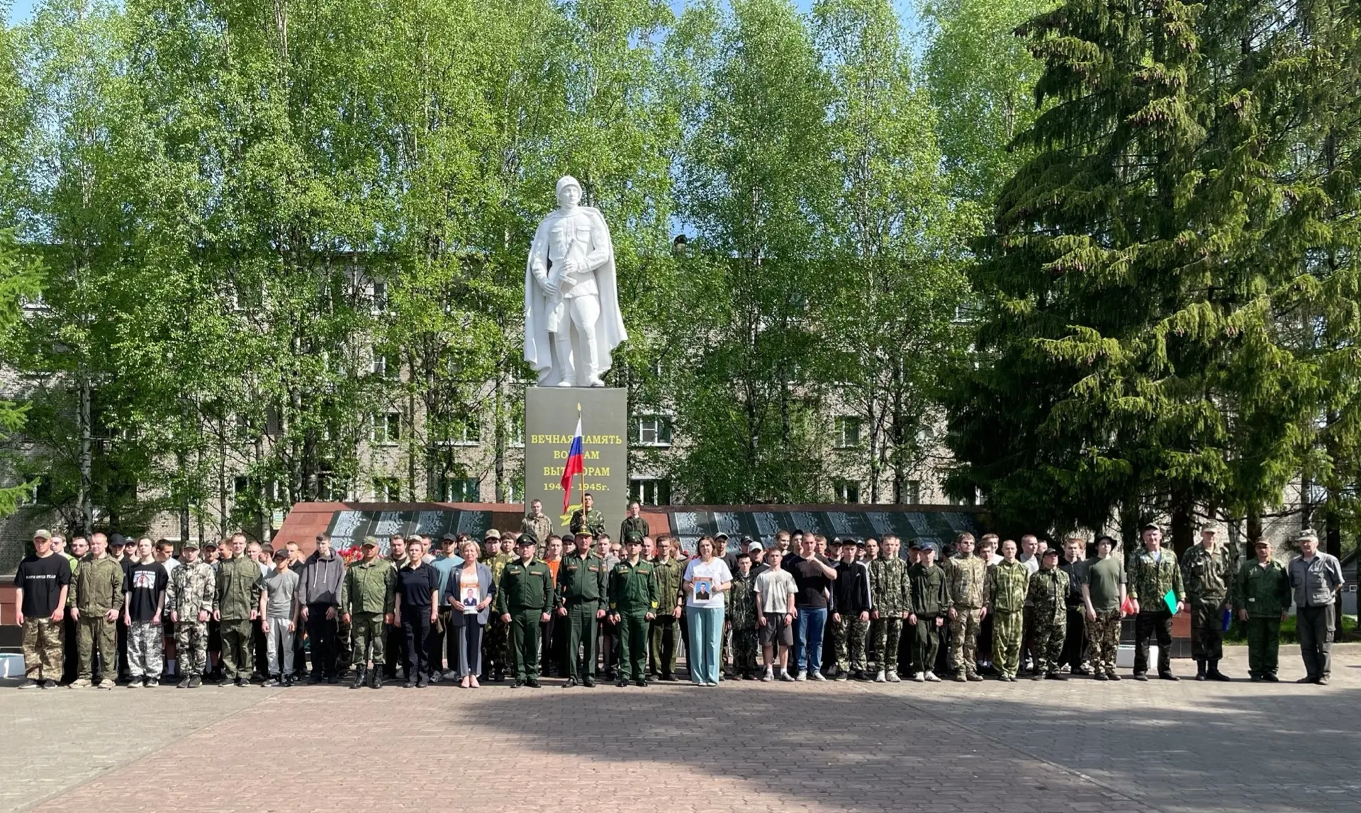 Итоги 5-дневных учебных военных сборов студентов Вытегорского техникума в 2025/2026 учебном году!
⭐️
