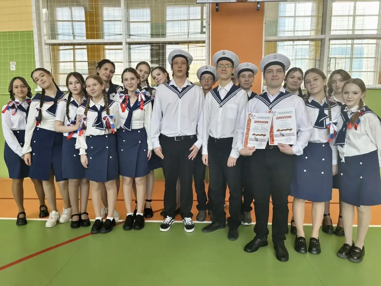 ⭐️Смотр строя и песни  20 февраля в нашей школе состоялся традиционный Смотр строя и песни среди уча