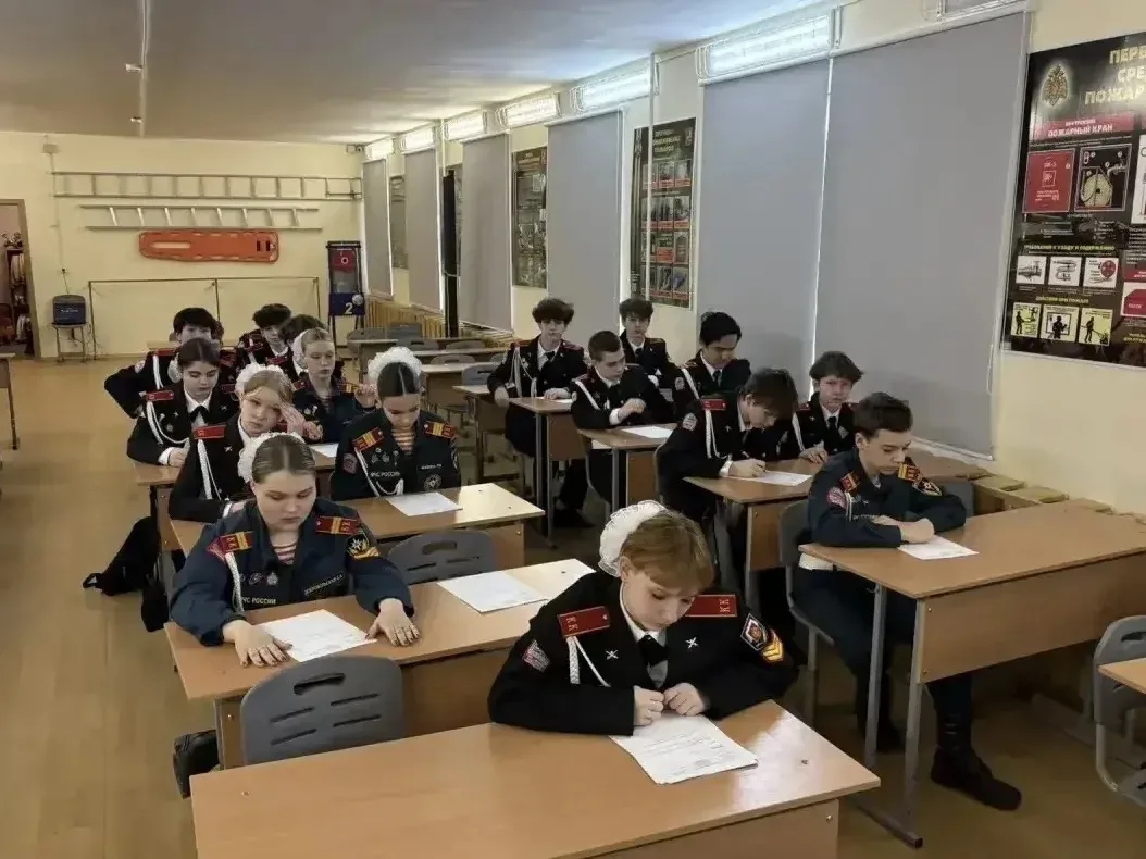 🚒 Профессиональное обучение без границ  Завершился важный этап для кадет 9 «К» класса — финальный де