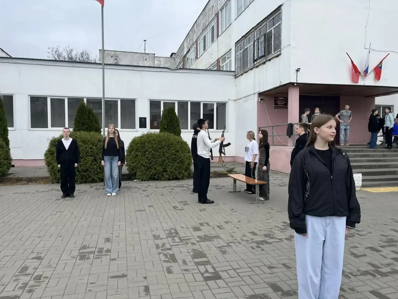 🪖 Дополнение к посту: день отряда «Постовцы»  А у отряда «Постовцы» день прошёл в строгом соответств