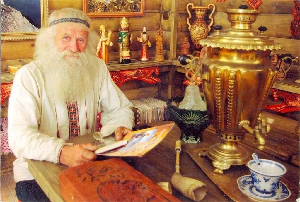 Что значит "старость" на самом деле?  Слово “старость” состоит из приставки “ст” и корня “рост”. “Ро