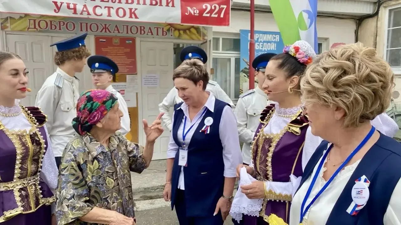 🗳Всех с пятницей! Сегодня избирательный участок №227 села Прималкинского стал местом, ...