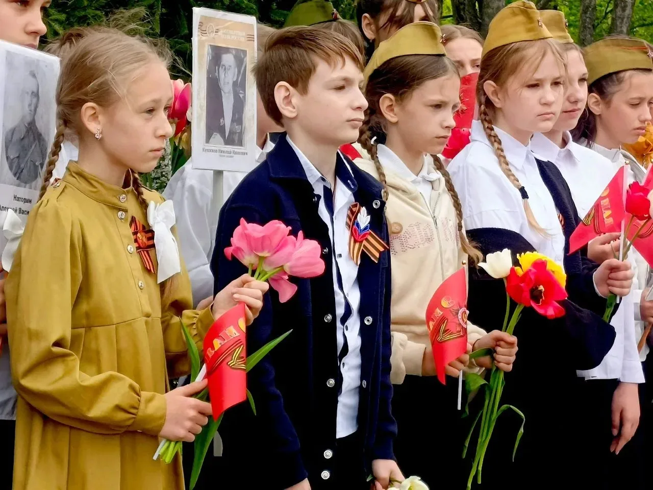 В территориальных отделах у Обелисков прошли торжественные митинги, посвящённые Дню Поб...