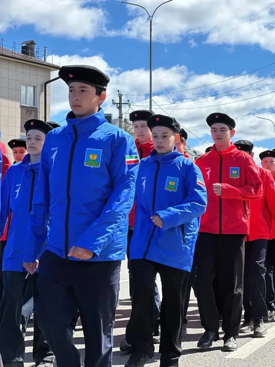Сегодня в  Высокогорском районе прошел торжественный парад в честь Дня Победы.