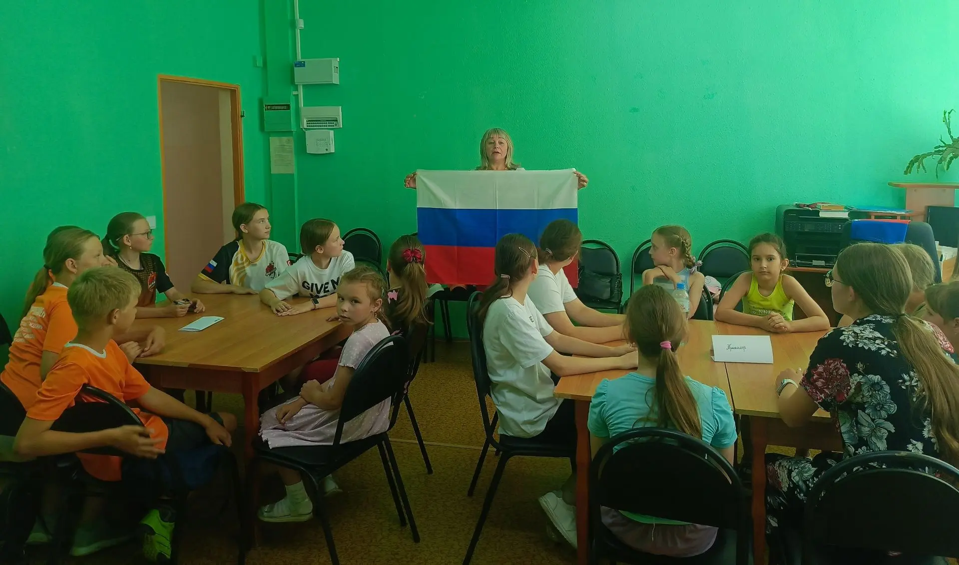 🇷🇺🇷🇺Накануне важного государственного праздника- Дня России в Центральной детской б...