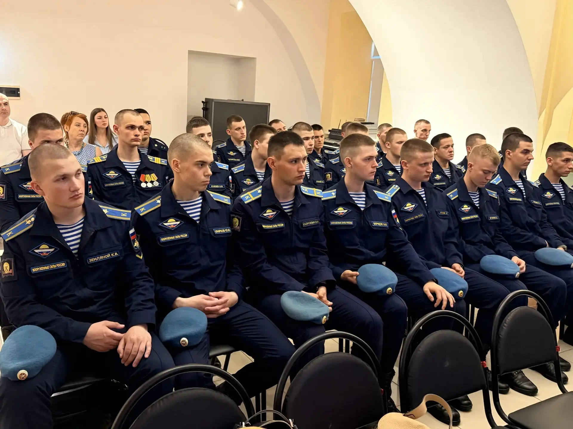 ⚡️ «Спасибо за то, что вы приняли такое решение – служить Родине»